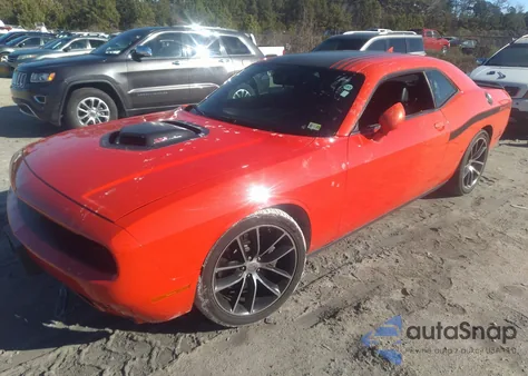 2016 Dodge Challenger 392 Hemi Scat Pack Shaker z USA, uszkodzony, nr VIN 2C3CDZFJ8GH351819